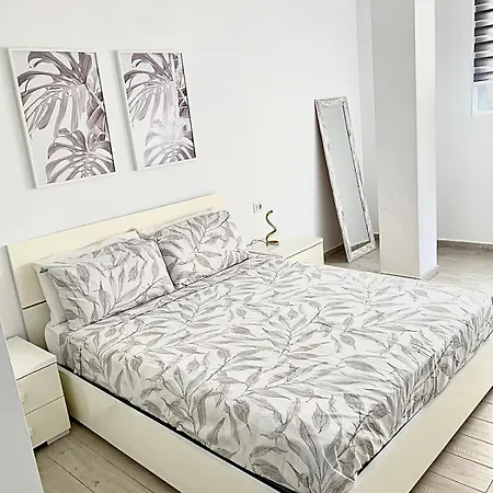Sea Apartment
